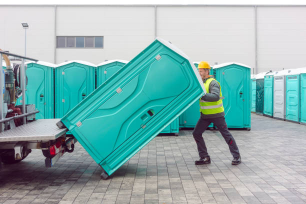 Best Porta potty delivery and setup  in River Oaks, TX